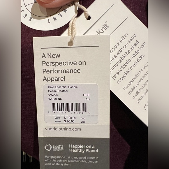 NEW Vuori Halo Essential Hoodie Women's DreamKnit Pullover Cerise Heather XS NWT - Picture 8 of 9